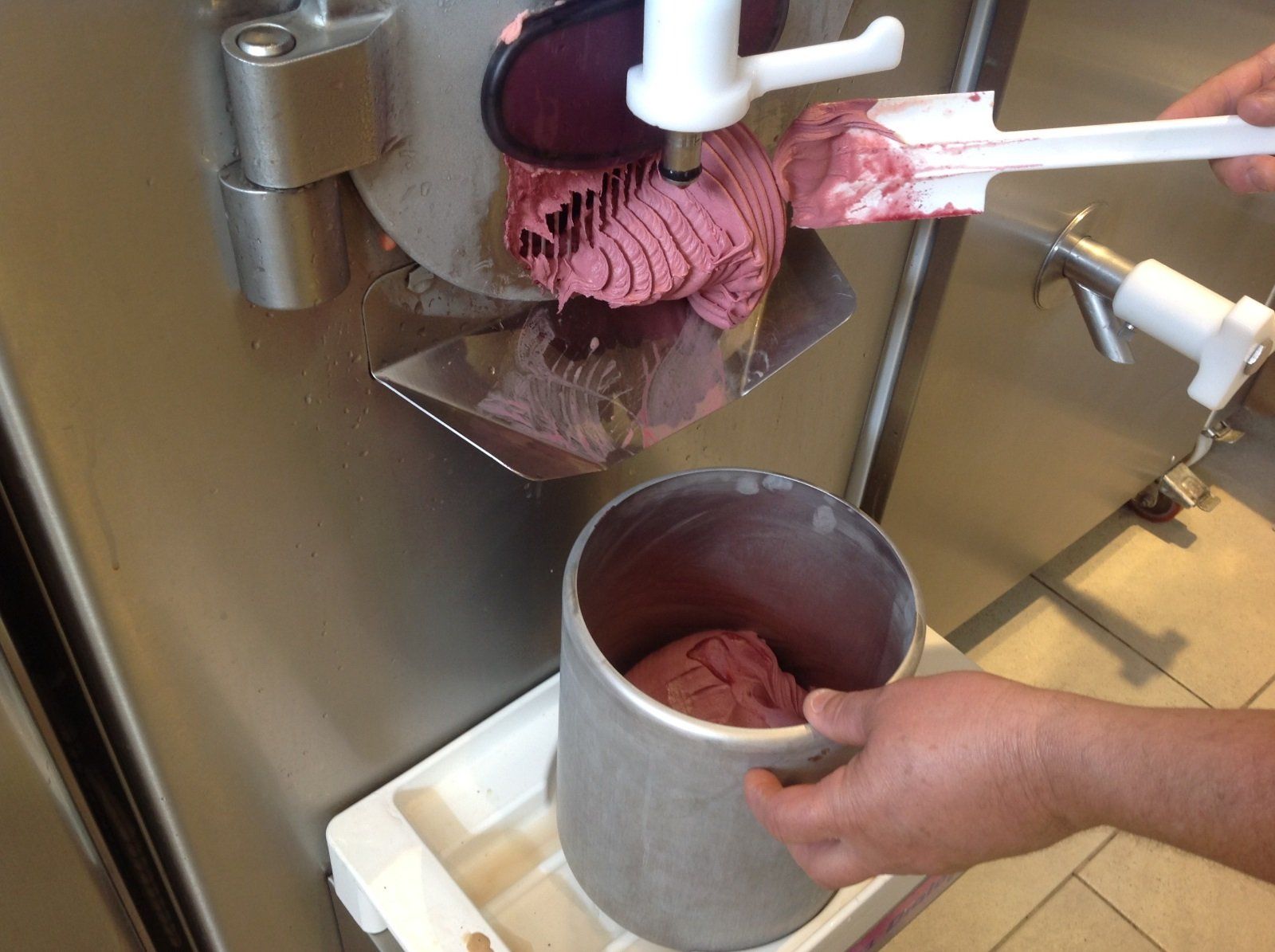 Creazione di gelato artigianale