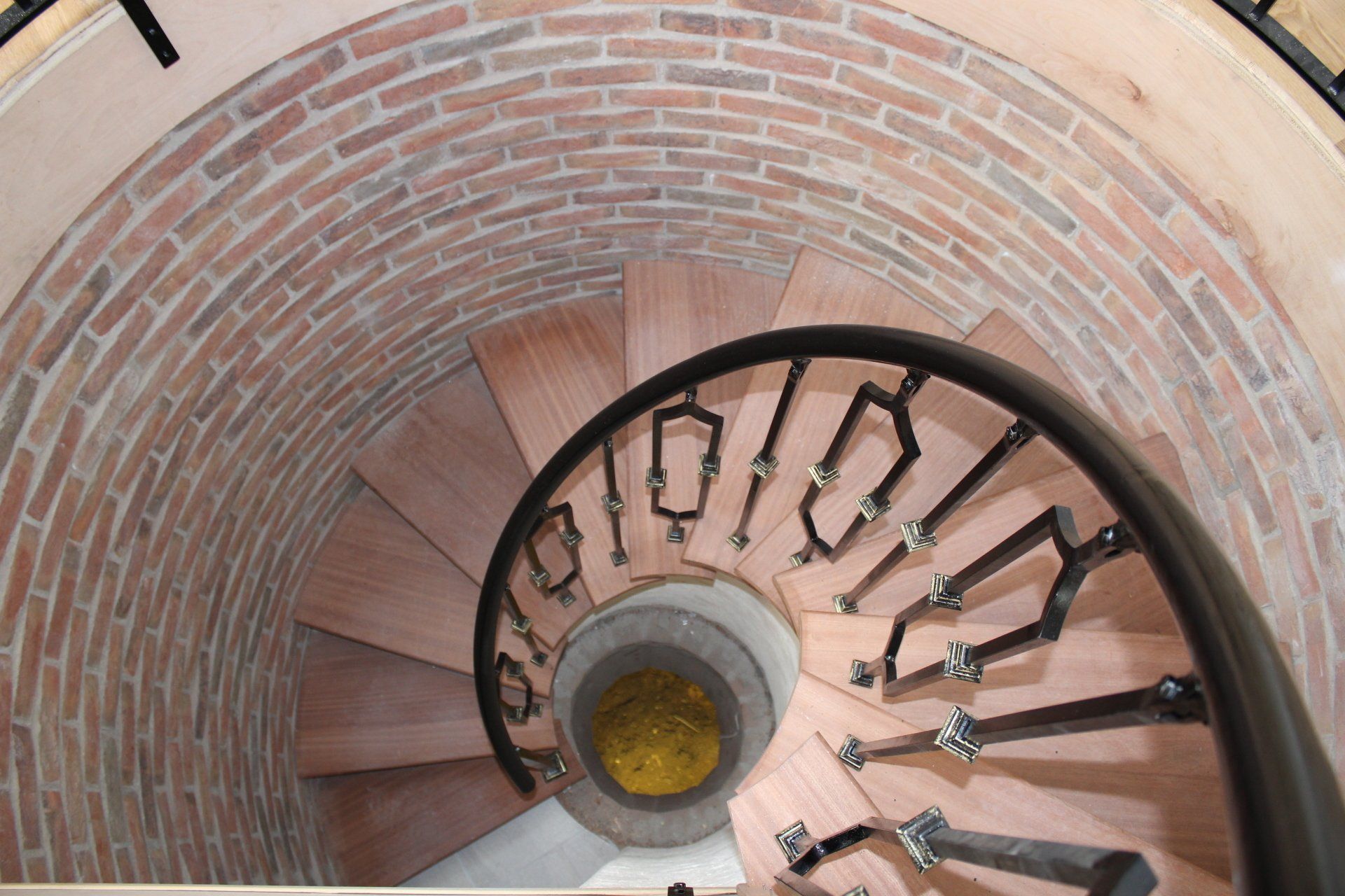 bespoke railings laugharne by award winning blacksmith William Holland