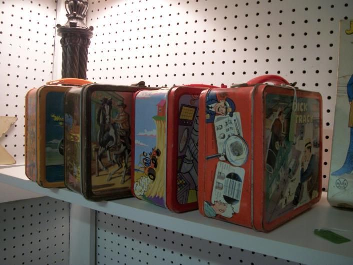 antique lunch boxes
