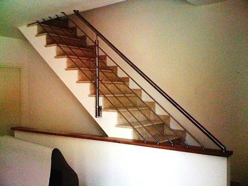 scale in acciaio lucido