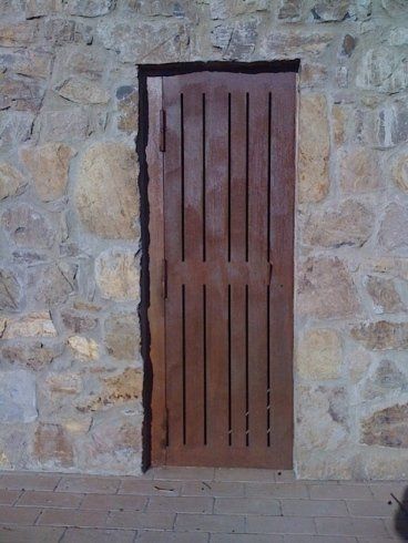 portone in ferro marroni