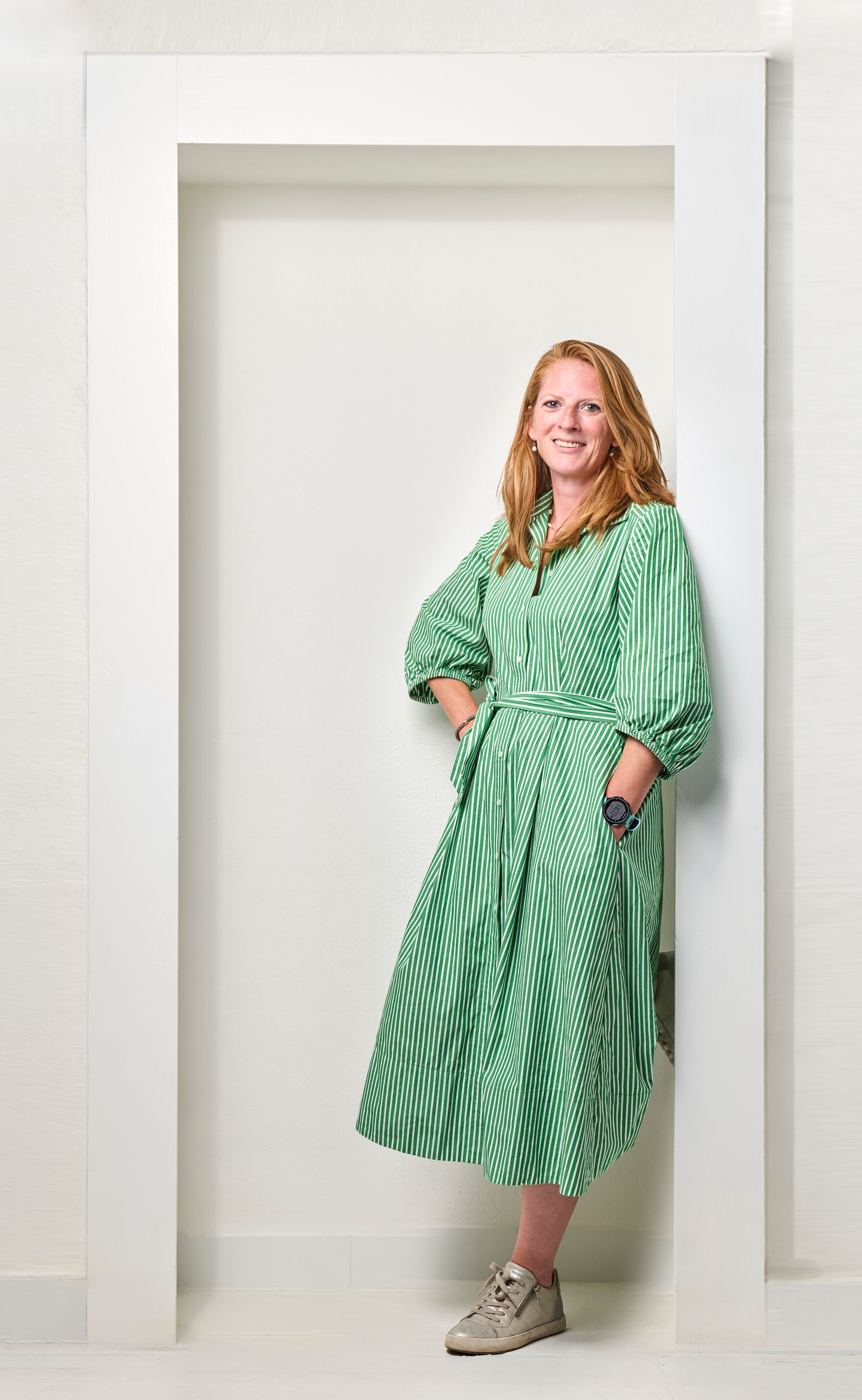 KUKM Silhouette Mitarbeiterin