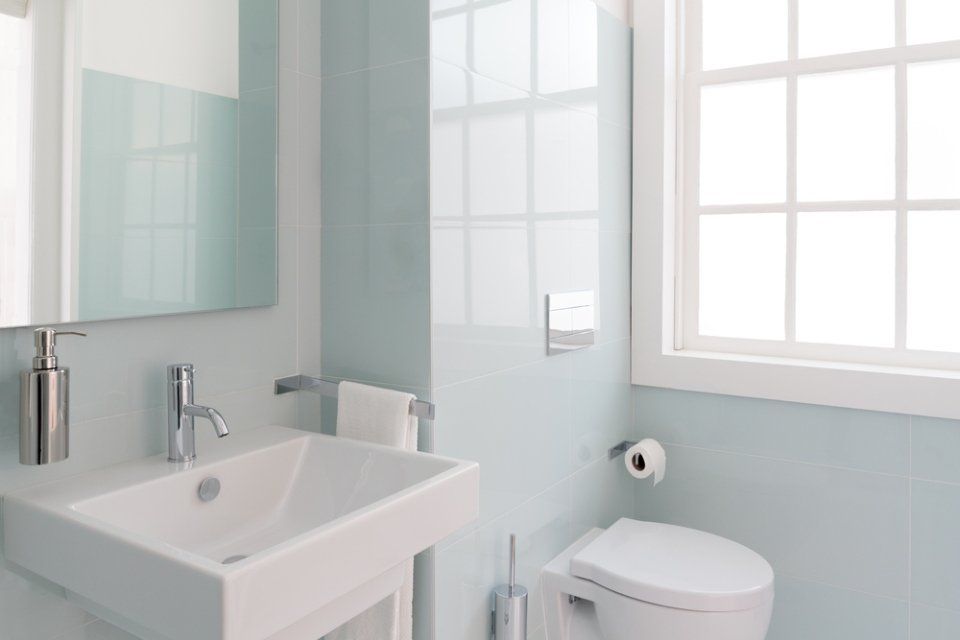 A high-quality bathroom after expert fitters