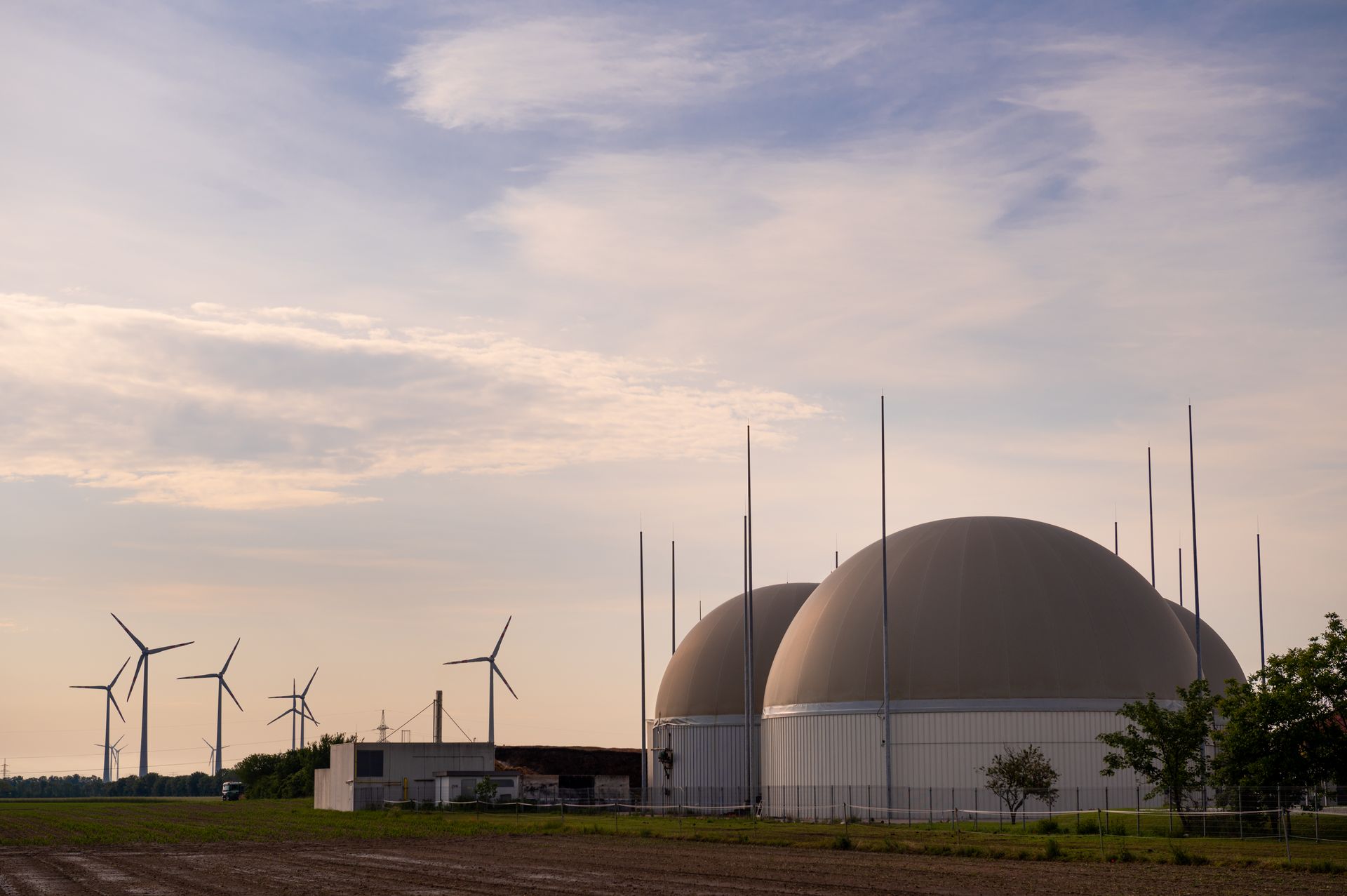 EVM Außenansicht Windräder