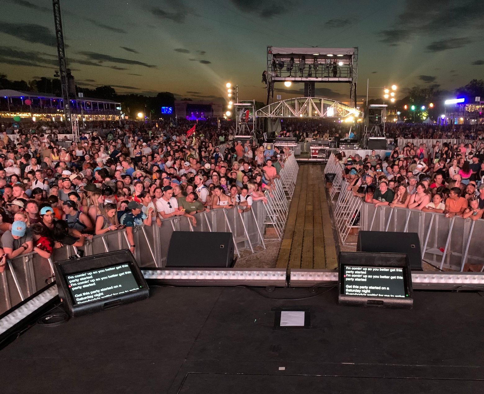 Rock Rock Rock Rock N' Scroll High School Rock Teleprompters in action