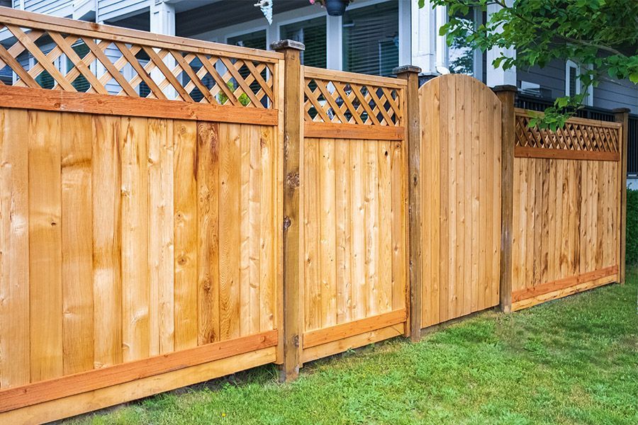 Ultimate Guide to Wood Fences and Gates - Montana Fence