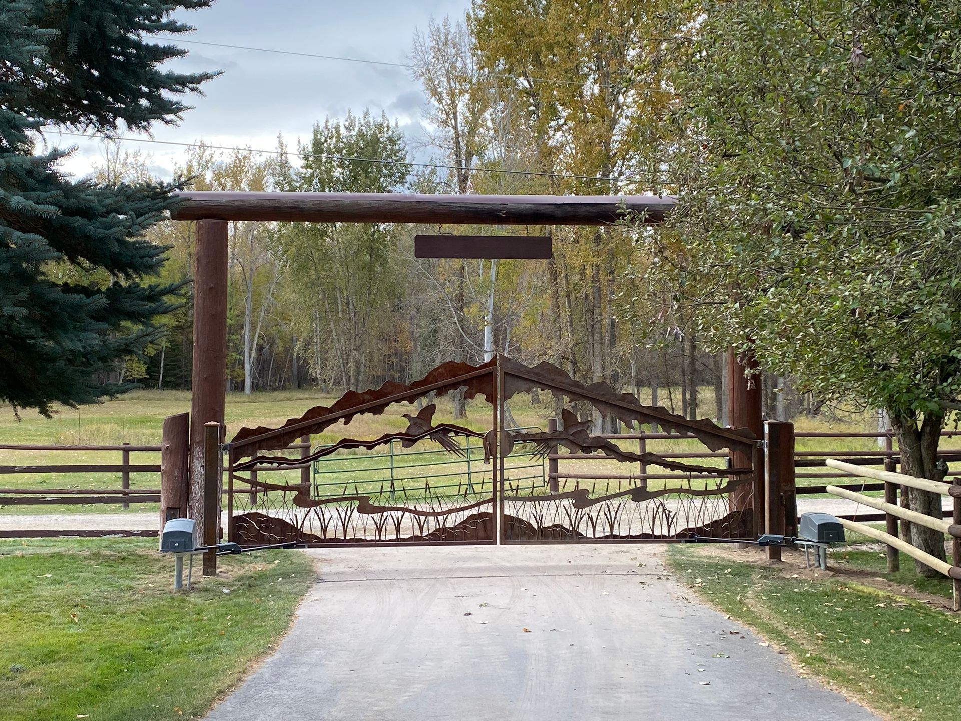  Montana Fence - Shop Custom Fencing Options  thumbnail