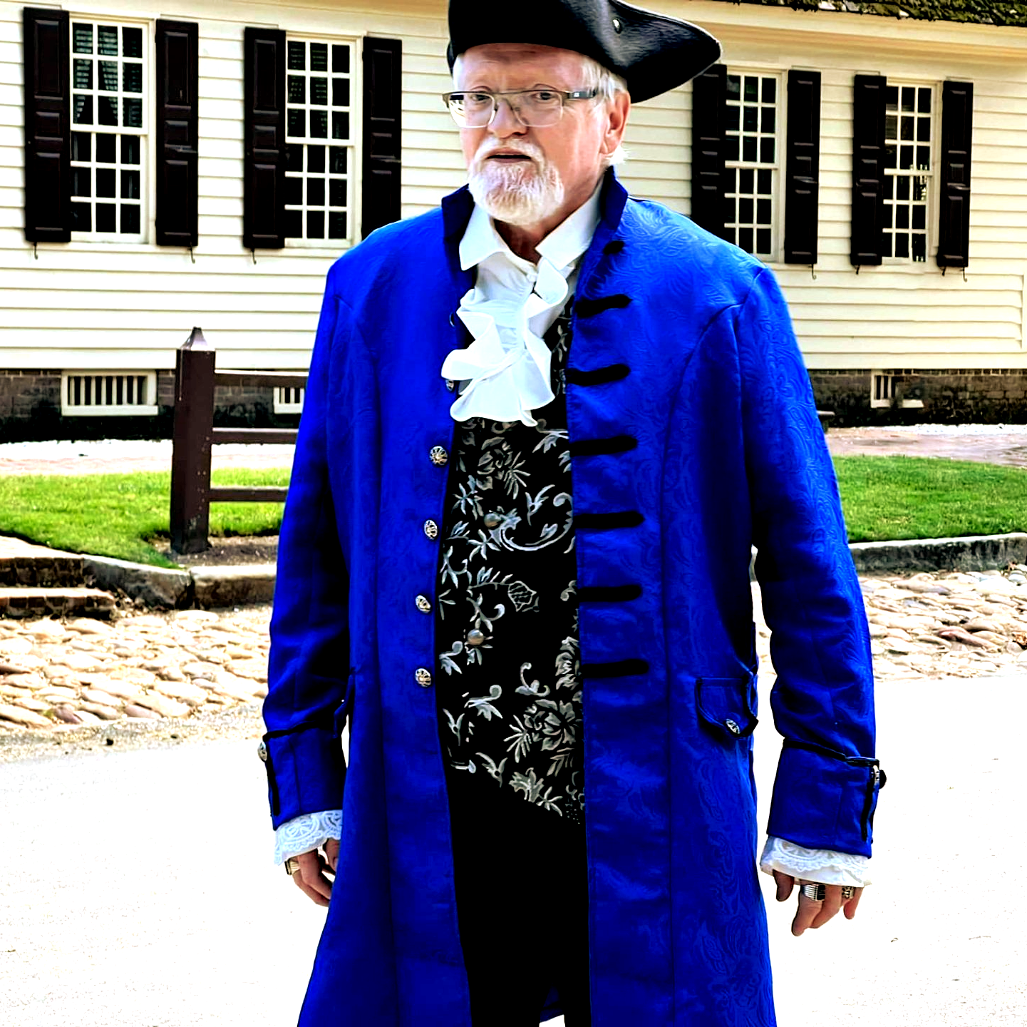 Tour guide Tom's bio