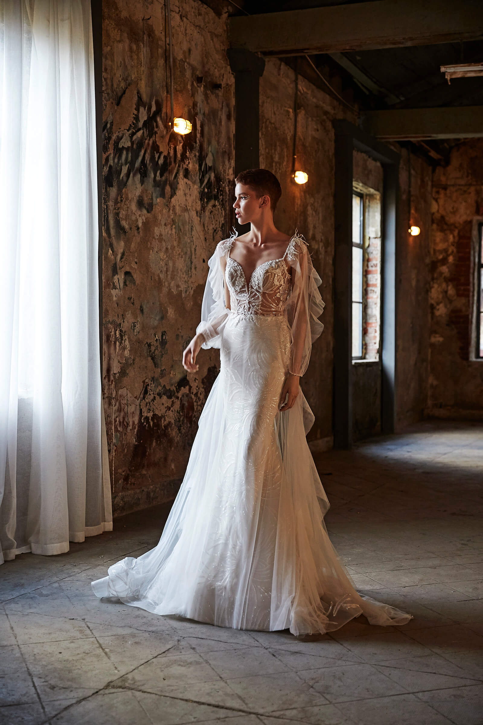 abito da sposa con ricami