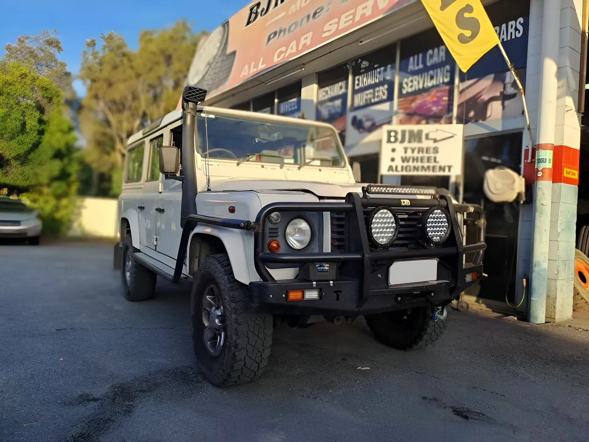 White Land Rover — BJM Mechanical Mufflers & Tyres in Oxenford, QLD