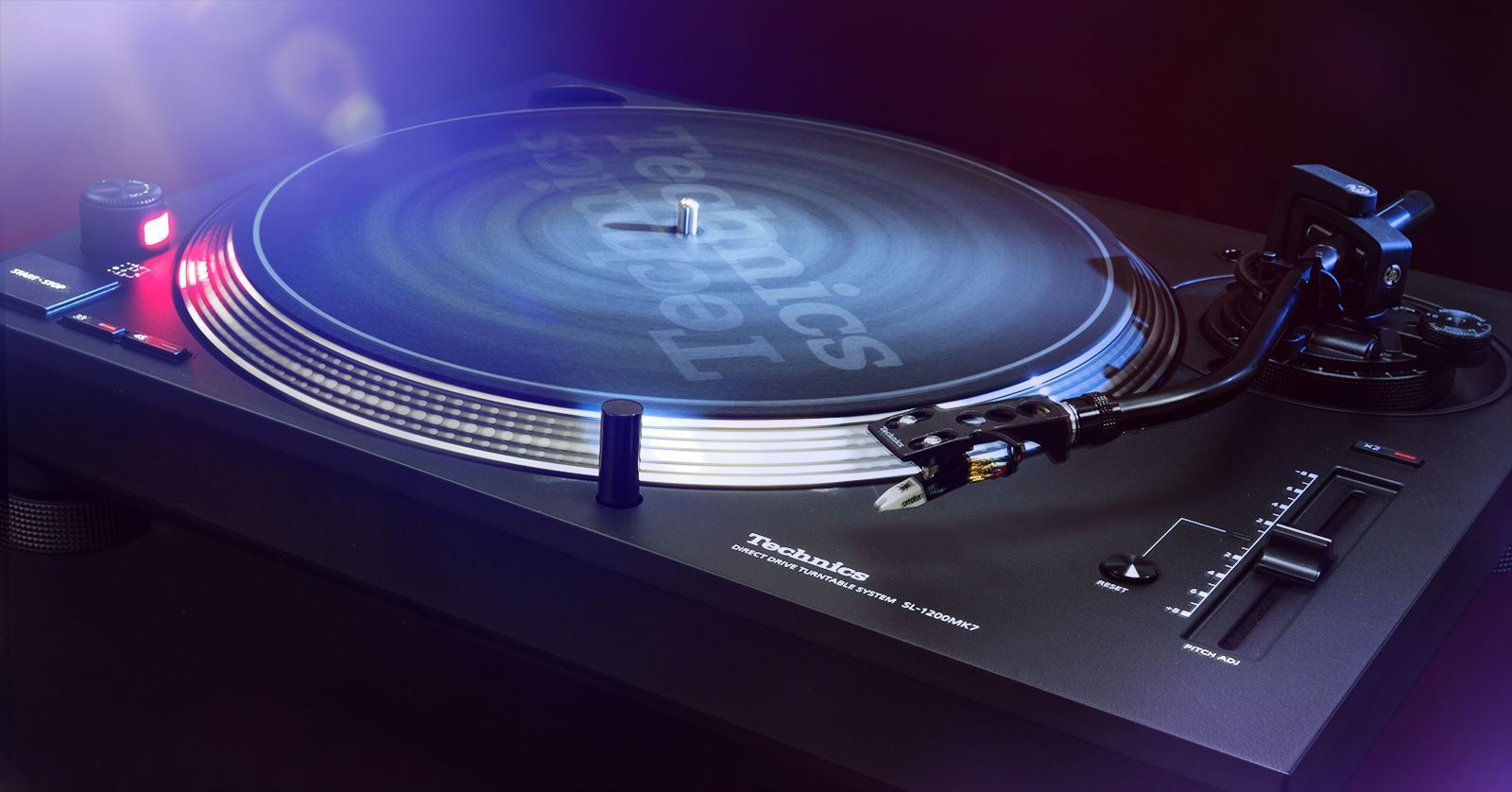 Technics SL1210 MK7