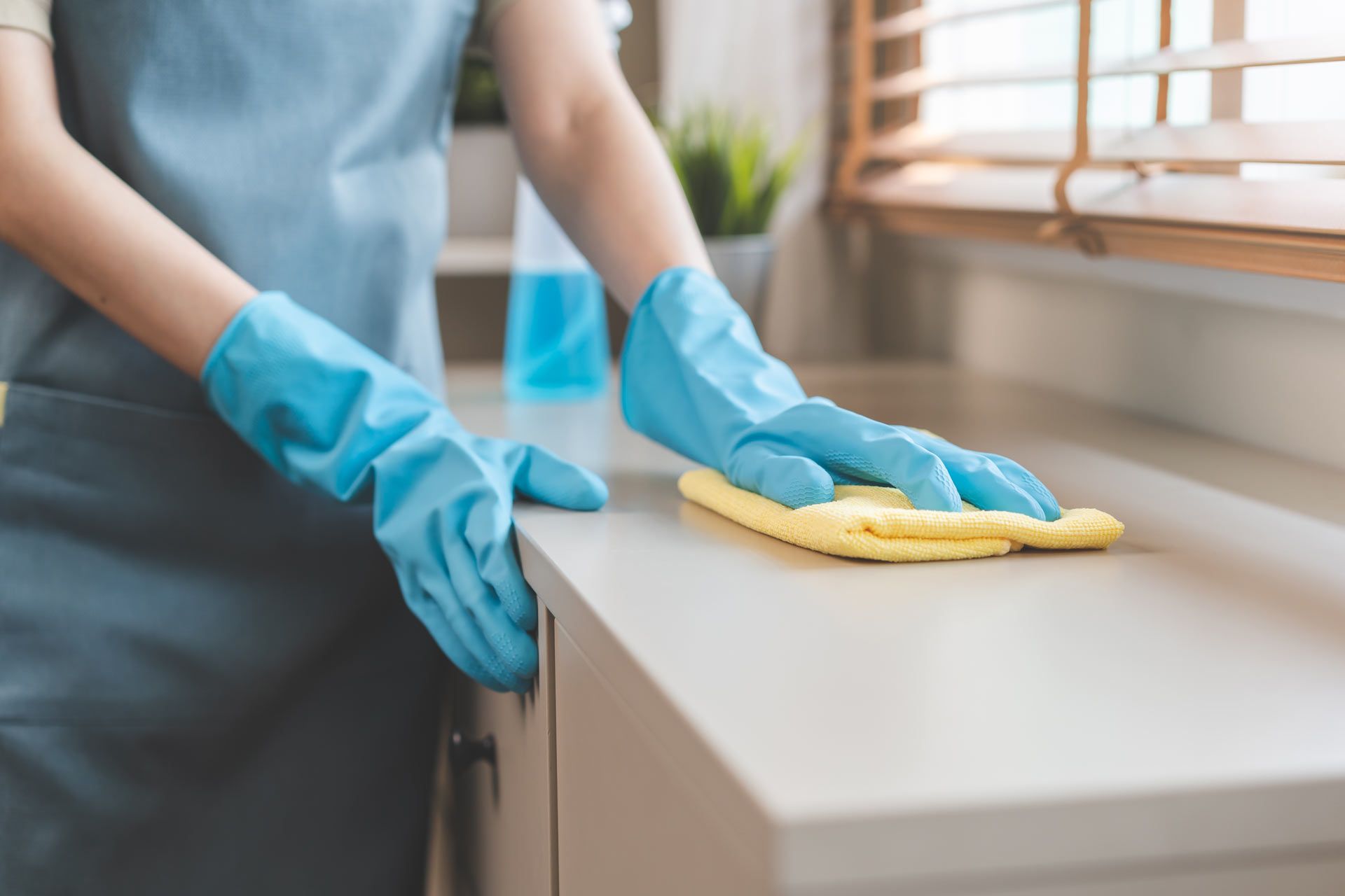 Cleaning Glass Table