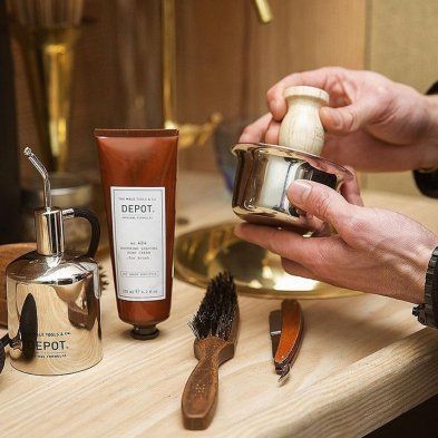 Produits DEPOT homme avec blaireau de rasage