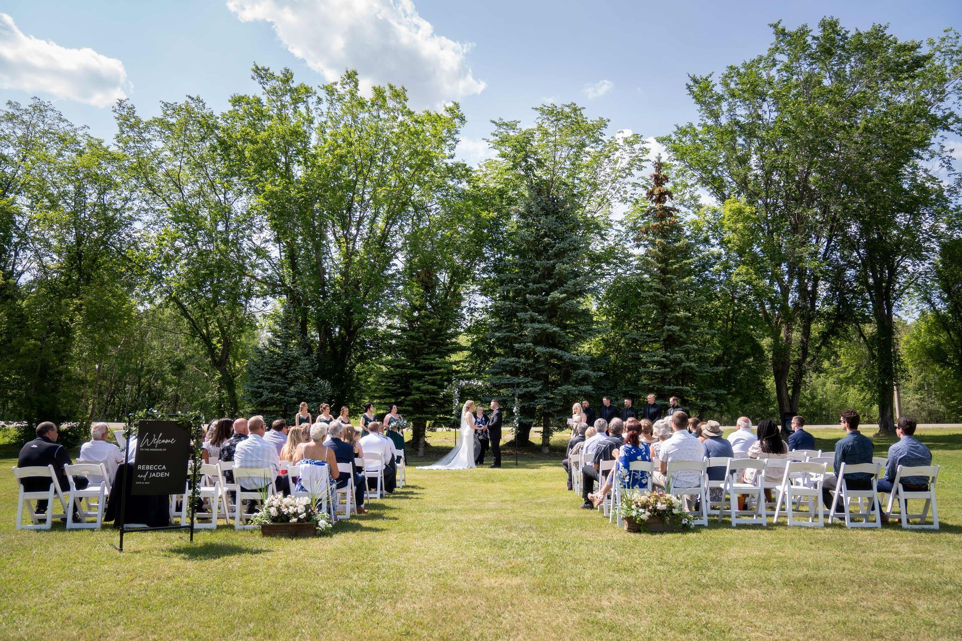 Outdoor wedding at Heritage Common