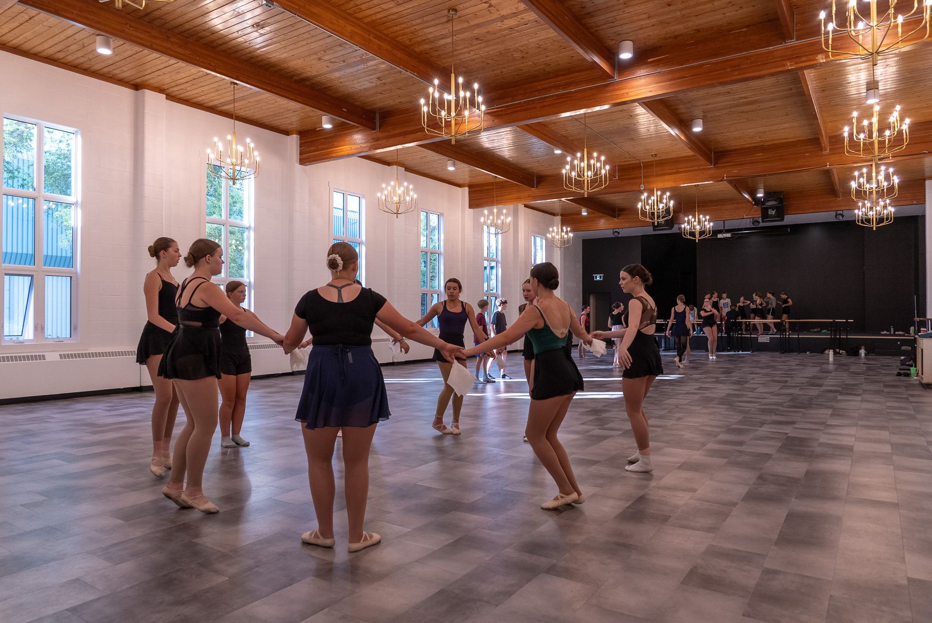 dancers in Heritage Common