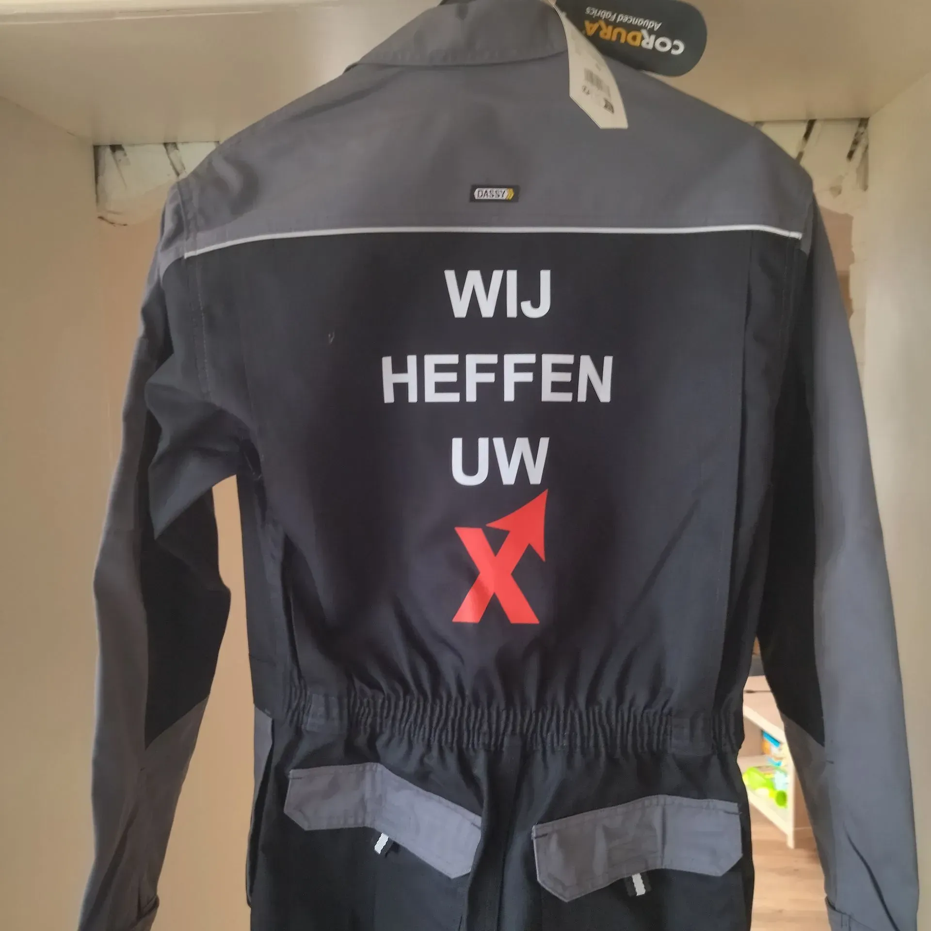 overall hexf met slogan