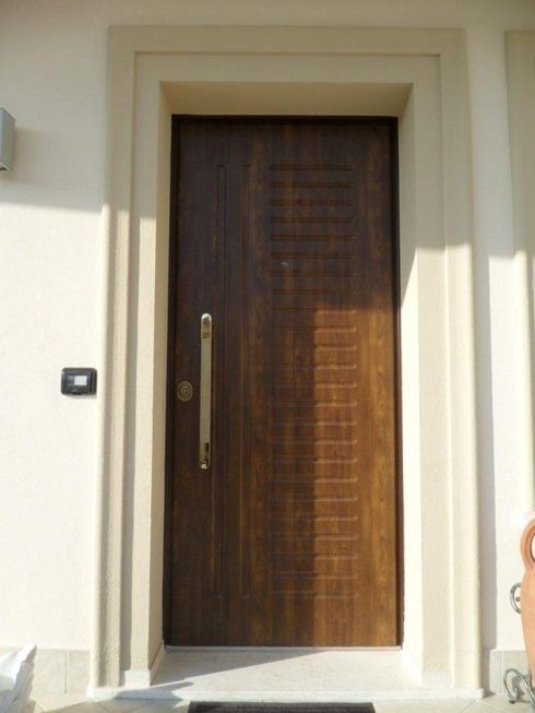 Porta da esteno in legno blindata