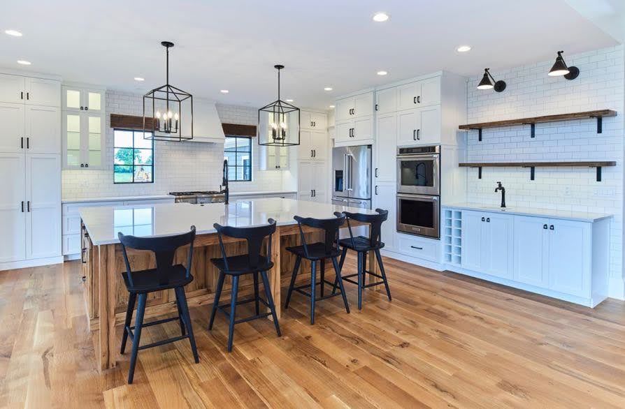 Modern barndominium kitchen highlighting affordable barndominium cost.