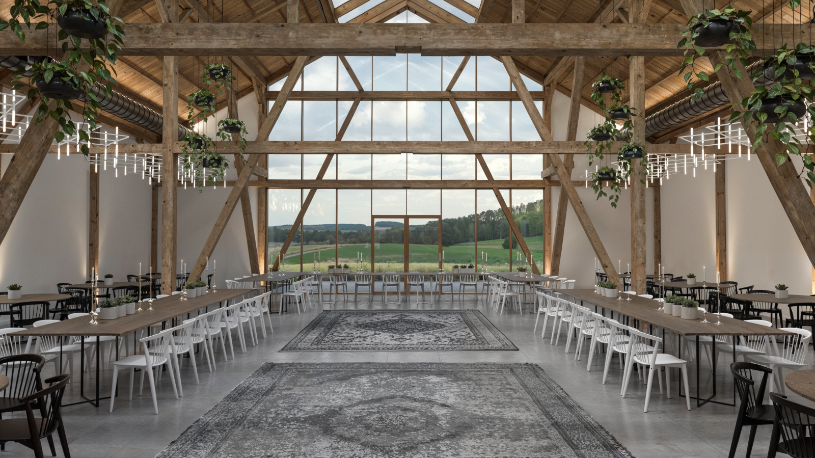 Reuse an antqieu barn for a new structure 
