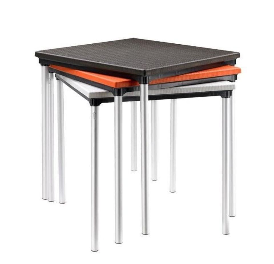 tavolini per la ristorazione