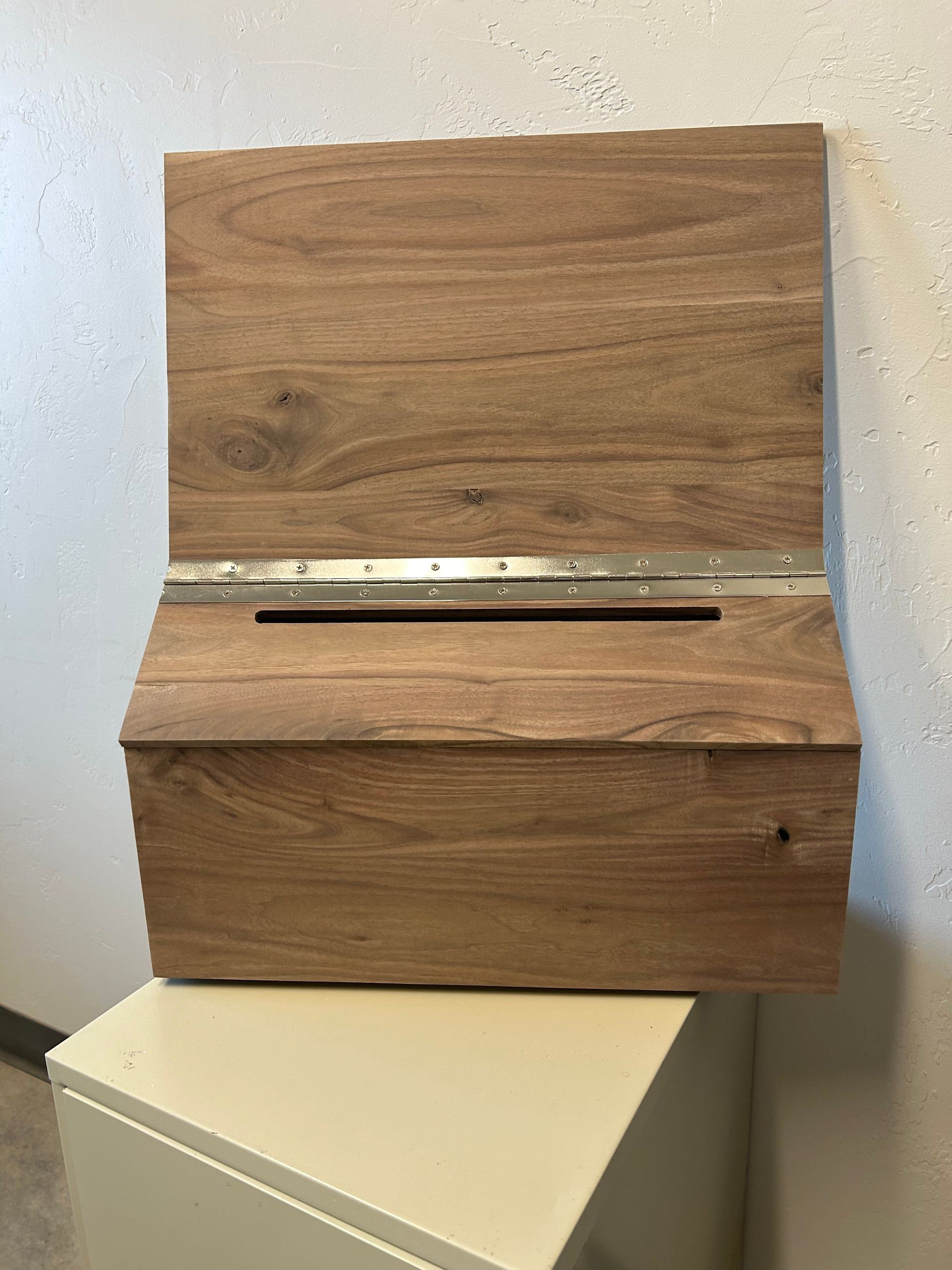 Walnut Mailbox
Husky Timber Woodworking