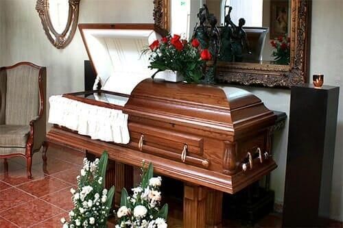 FUNERARIA ARTURO LÓPEZ