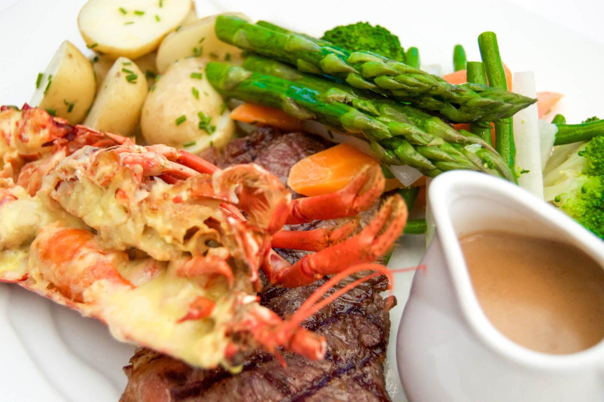 Fresh local Bembridge lobster food served at the Ocean Deck, Sandown, Isle of Wight, photography by MooksGoo