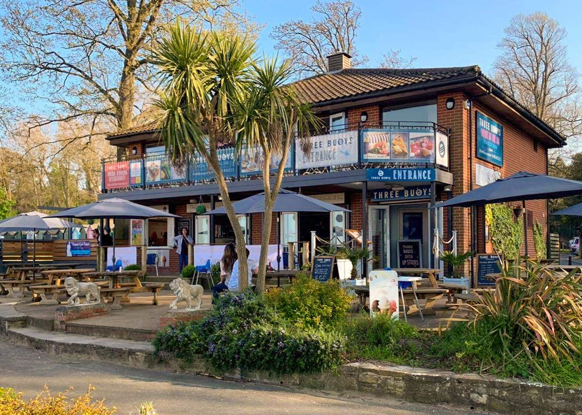 Three Buoys restaurant view in Appley, Isle of Wight with windproof banners, designed by MooksGoo