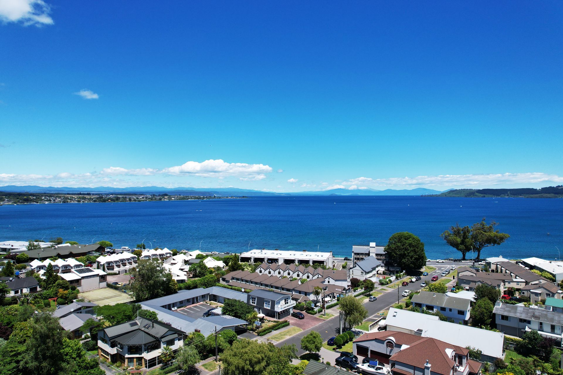 Lake Breeze Motel Taupo