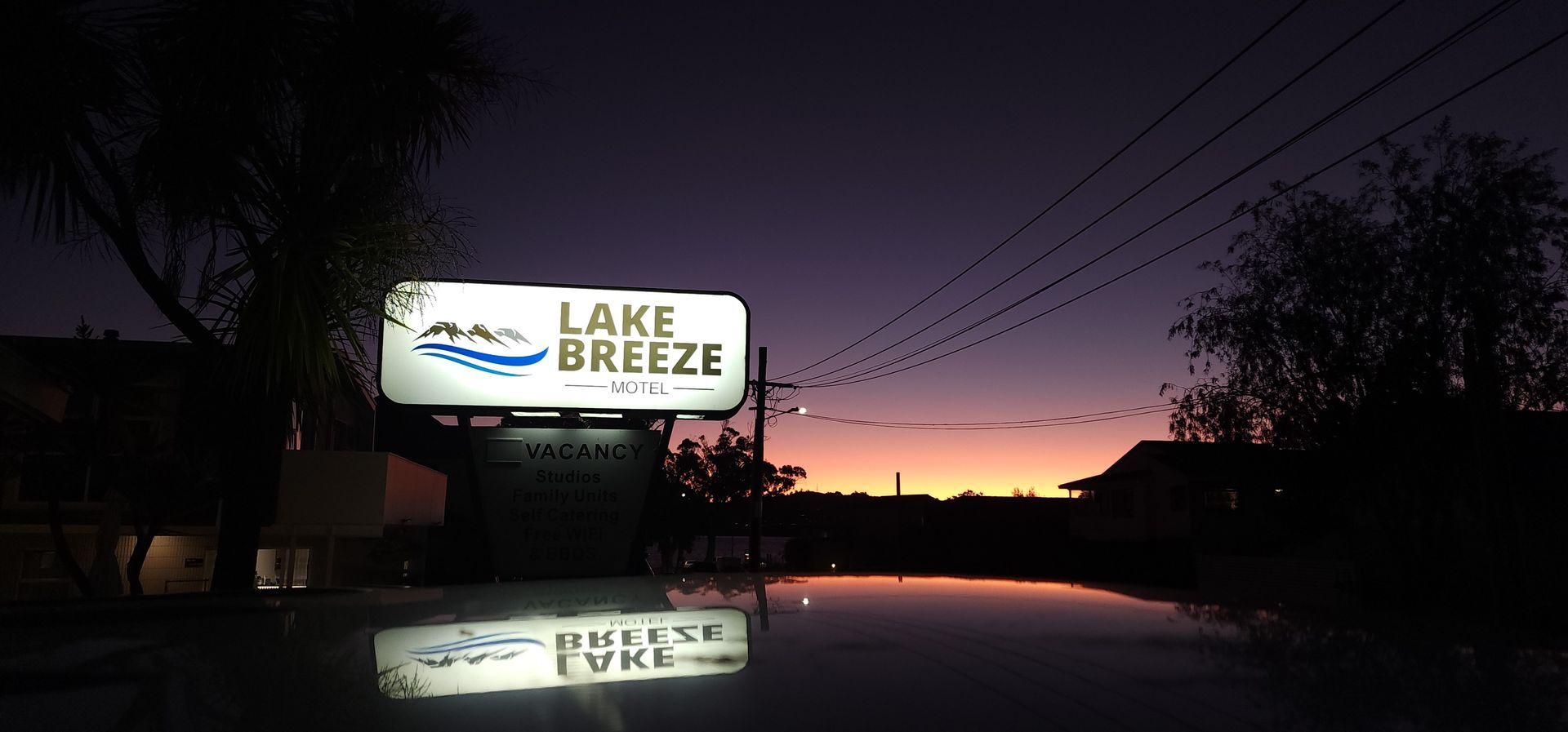 Lake Breeze Motel Taupo