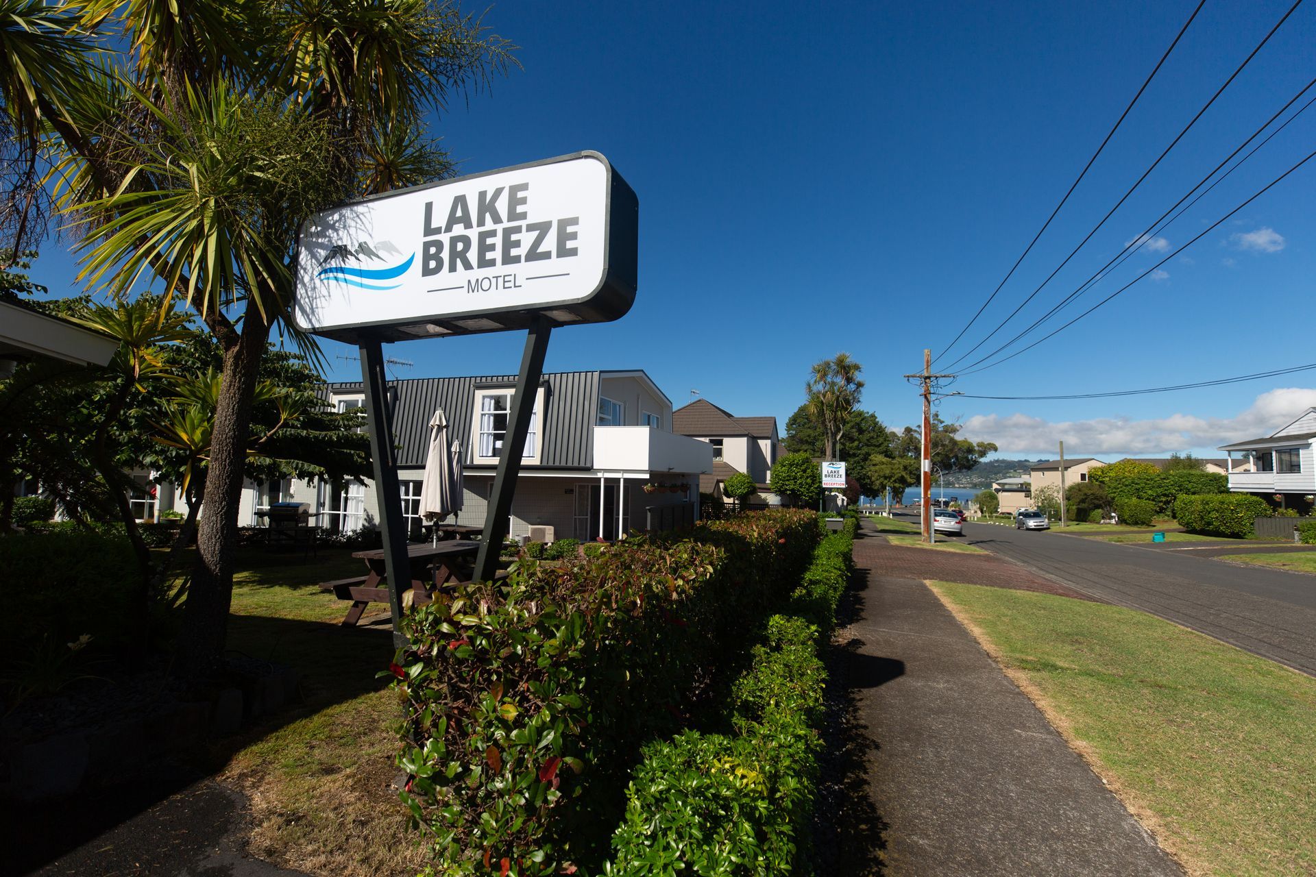 Lake Breeze Motel Taupo