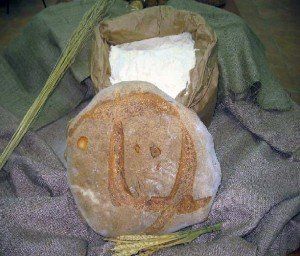 pagnotta e sacco di farina