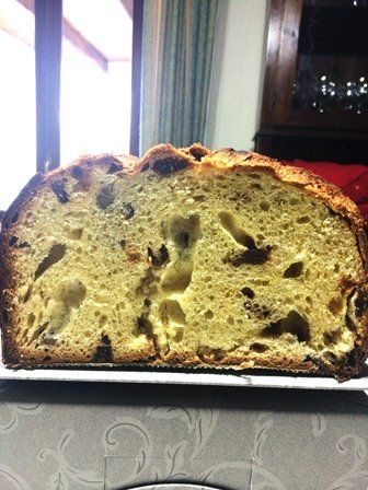 panettone tagliato