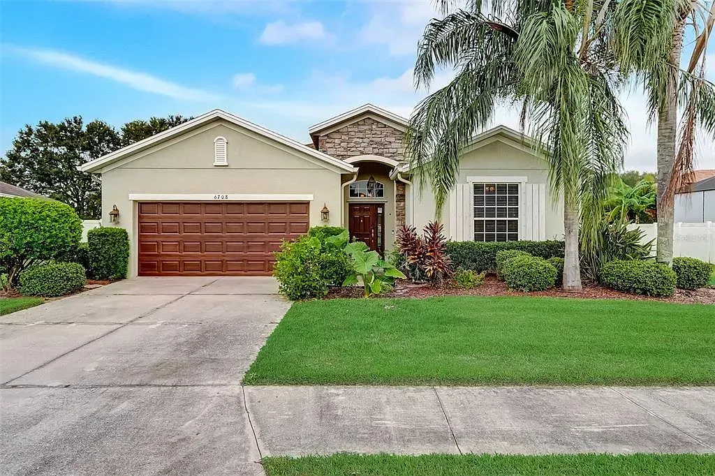 6708 45th Ter E, Bradenton, FL 34203