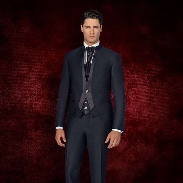 Abito da sposo blu scuro