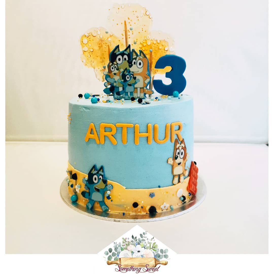 bluey cake