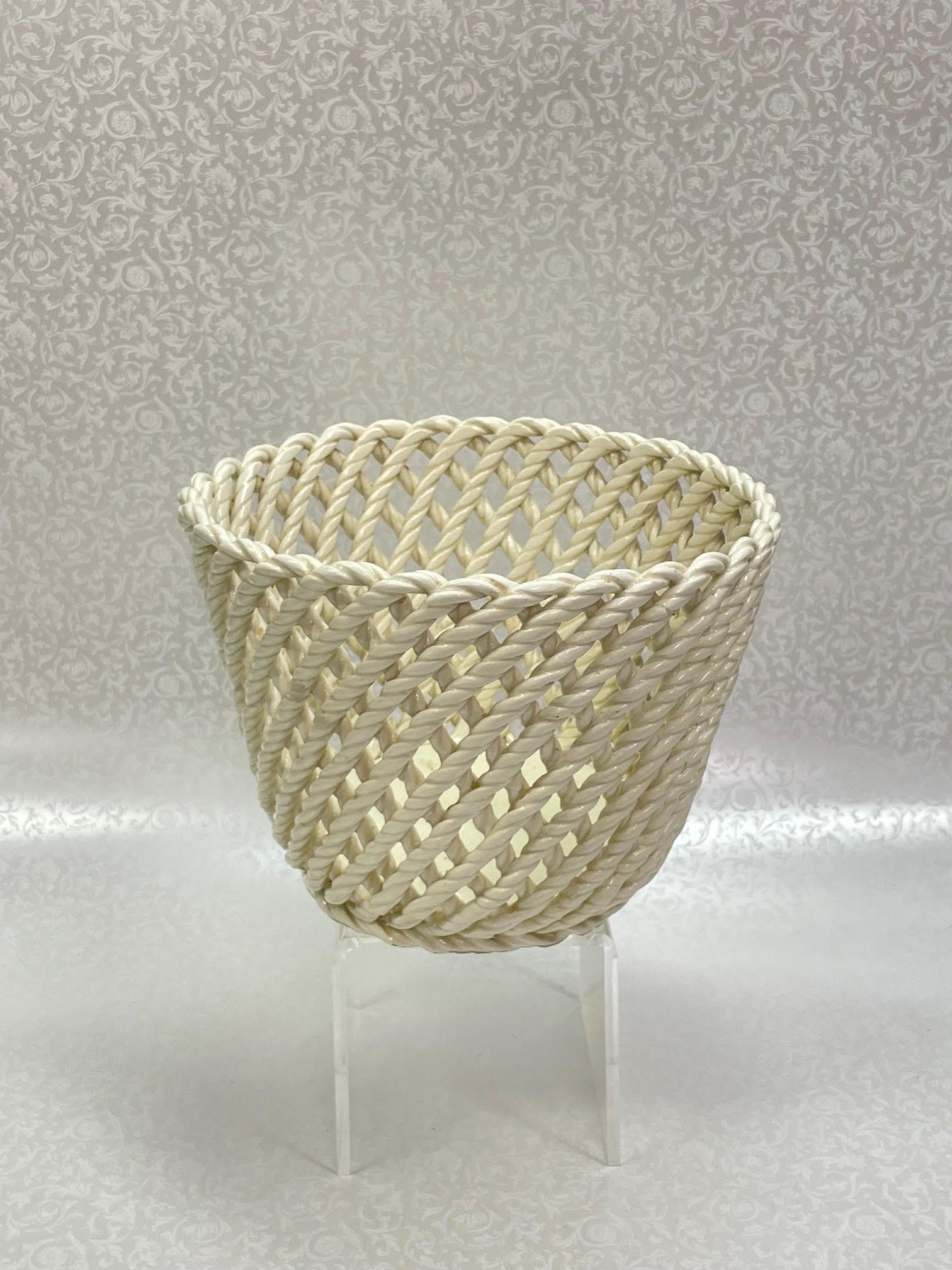 McAdams' Ltd. in Columbia, MO | Wedding Registry | Lauren McDonald &  Andrew Davenport