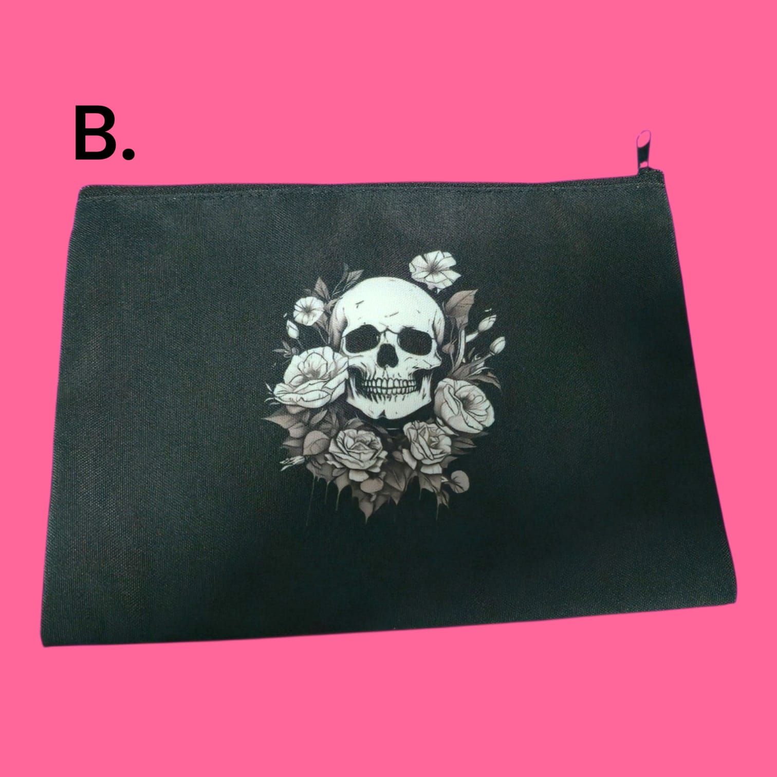 Estuches con calaveras y rosas