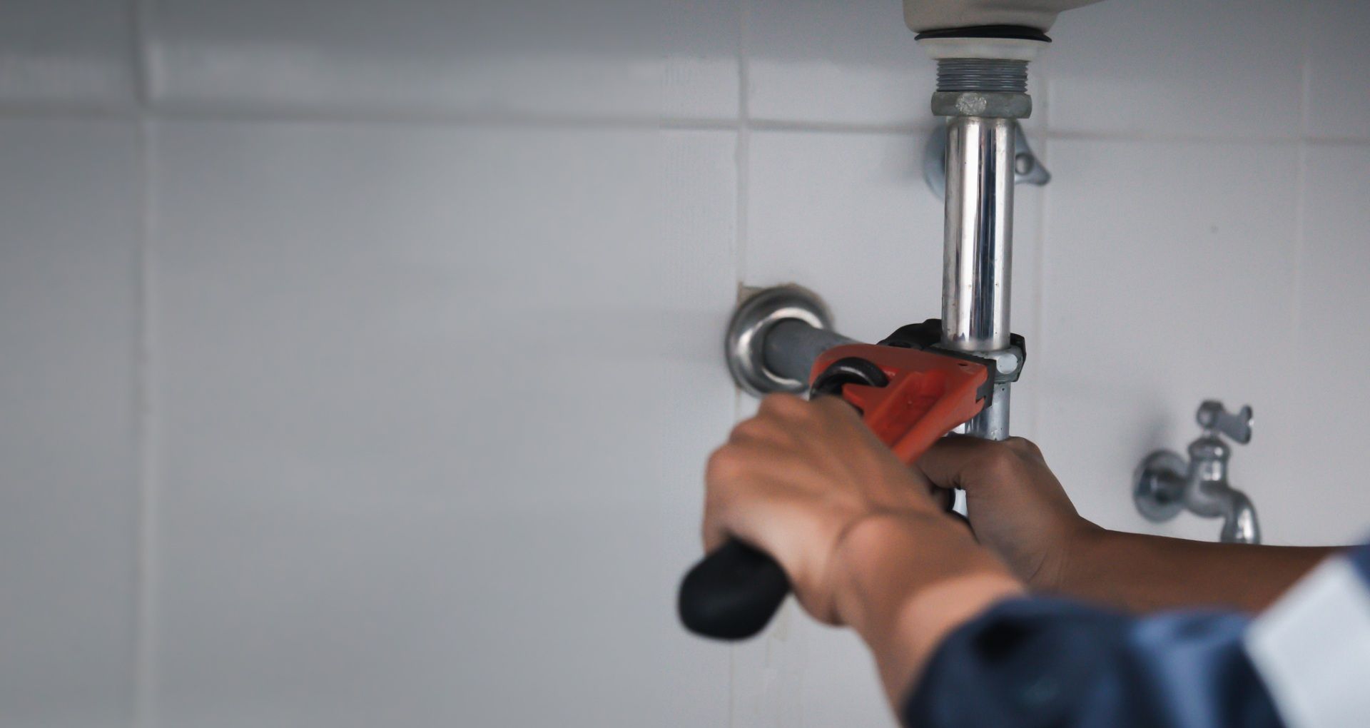 installazione di un rubinetto