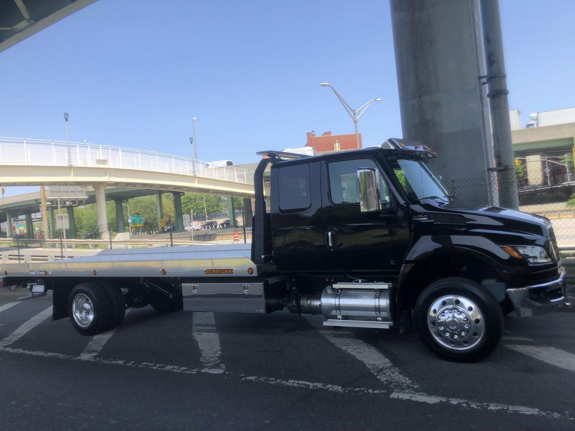 Flatbed Machinery Service in Brooklyn, NY