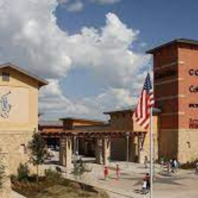 Outlet malls to explore while our landscape company takes care of your yard