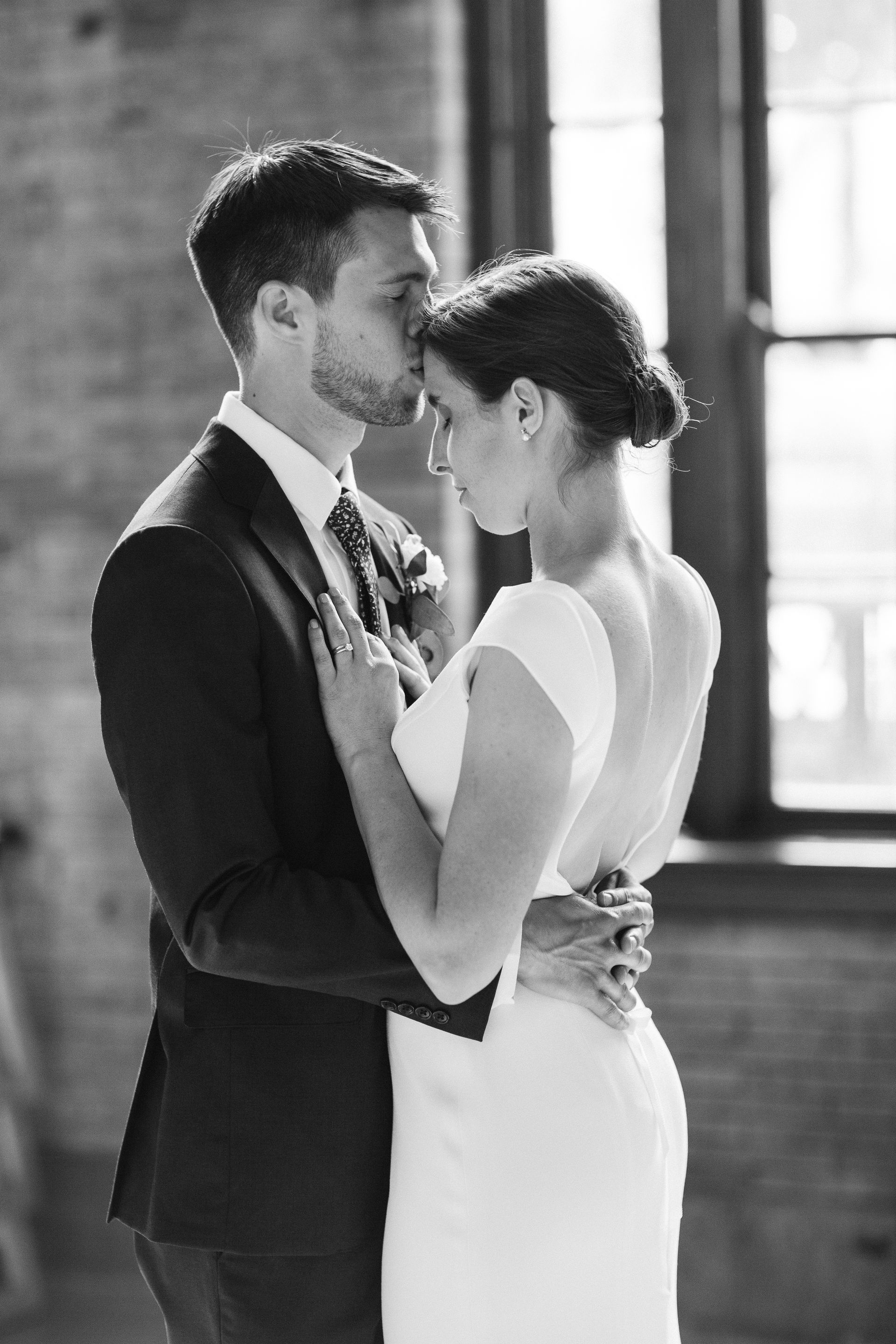 Black and White Stylish Wedding Photography, Renata Janes Photography