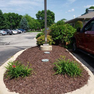 Commercial Mulching – Rochester, MN – Advanced Lawn Services