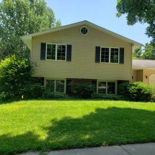 Residential Landscaping Contractors – Rochester, MN – Advanced Lawn Services