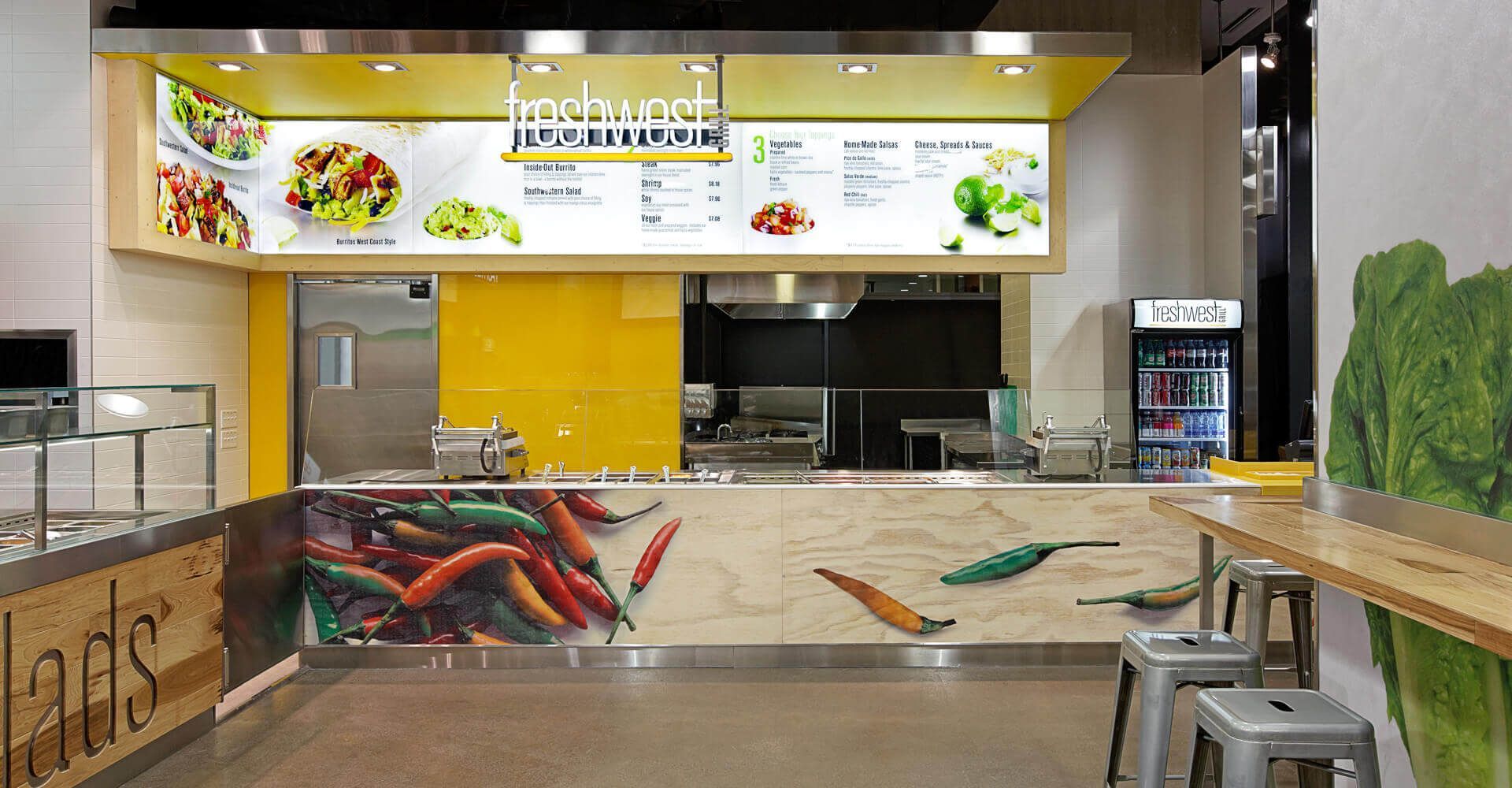 A restaurant with a sign that says freshnest on it