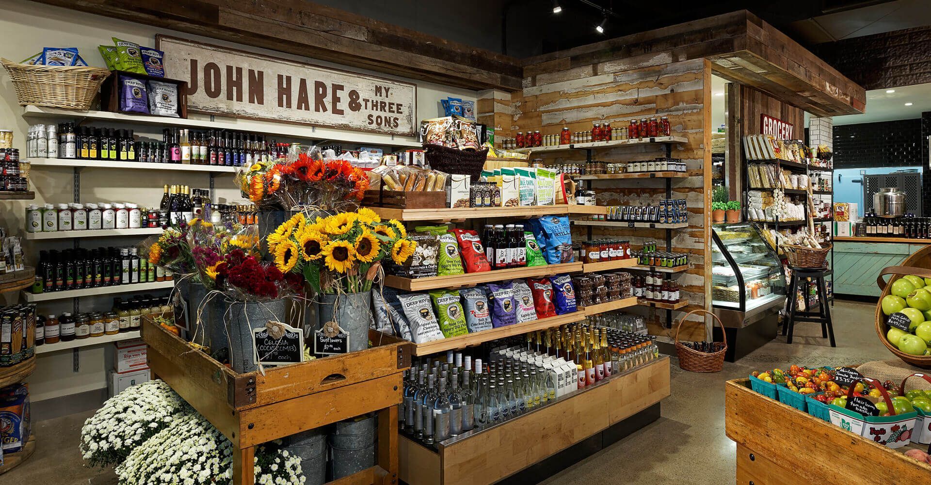 A grocery store filled with lots of fruits and vegetables.