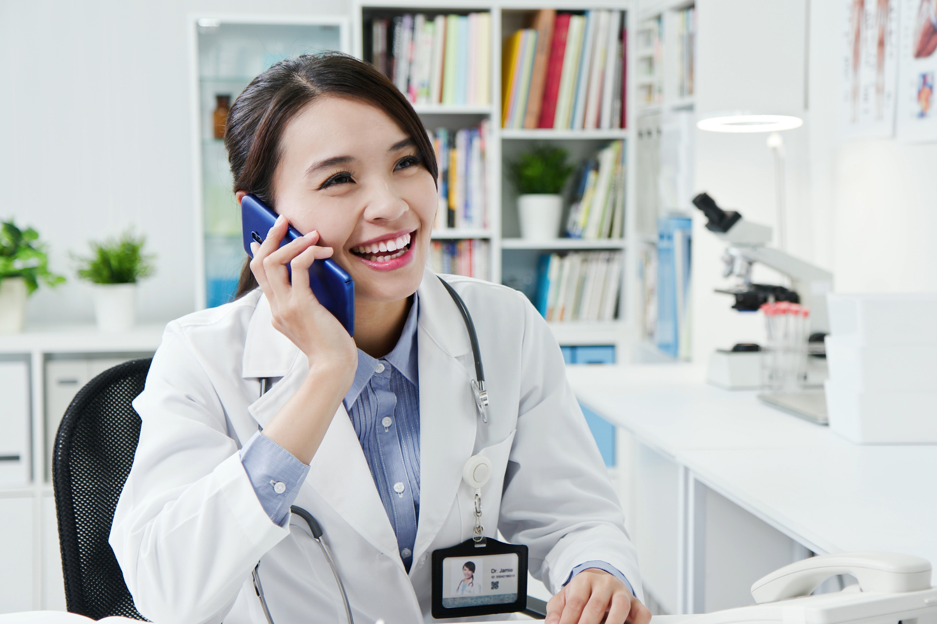 With VoIP services by ER Tech Pros, providers can communicate and coordinate with other specialists conveniently.