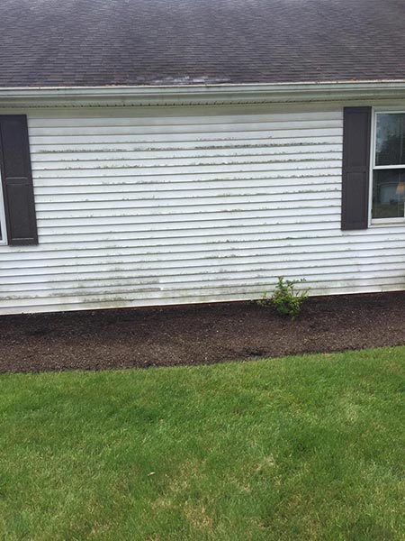 Dirty white wall — Power Washing Services in New Galilee, PA