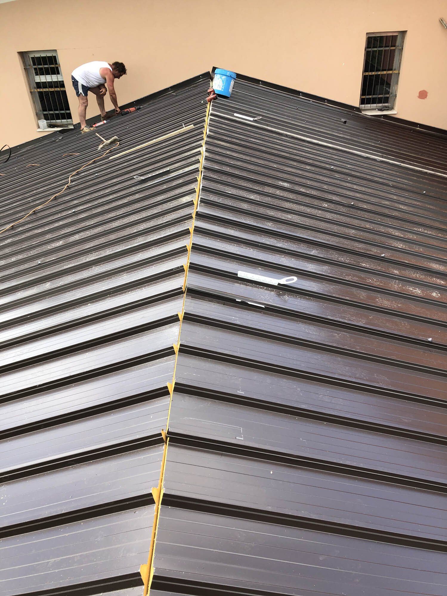 copertura con linea vita