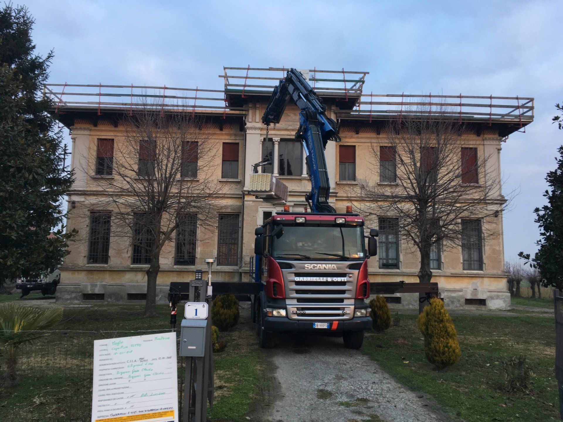 Trasporto in quota di materiale